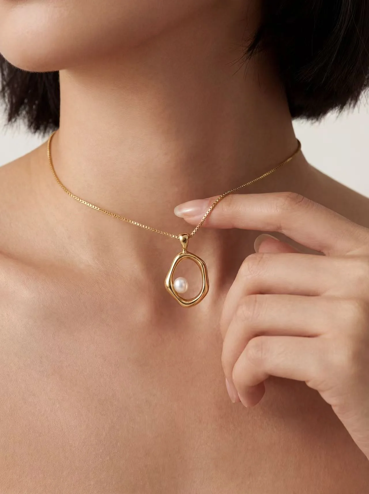 Necklace Product Shot